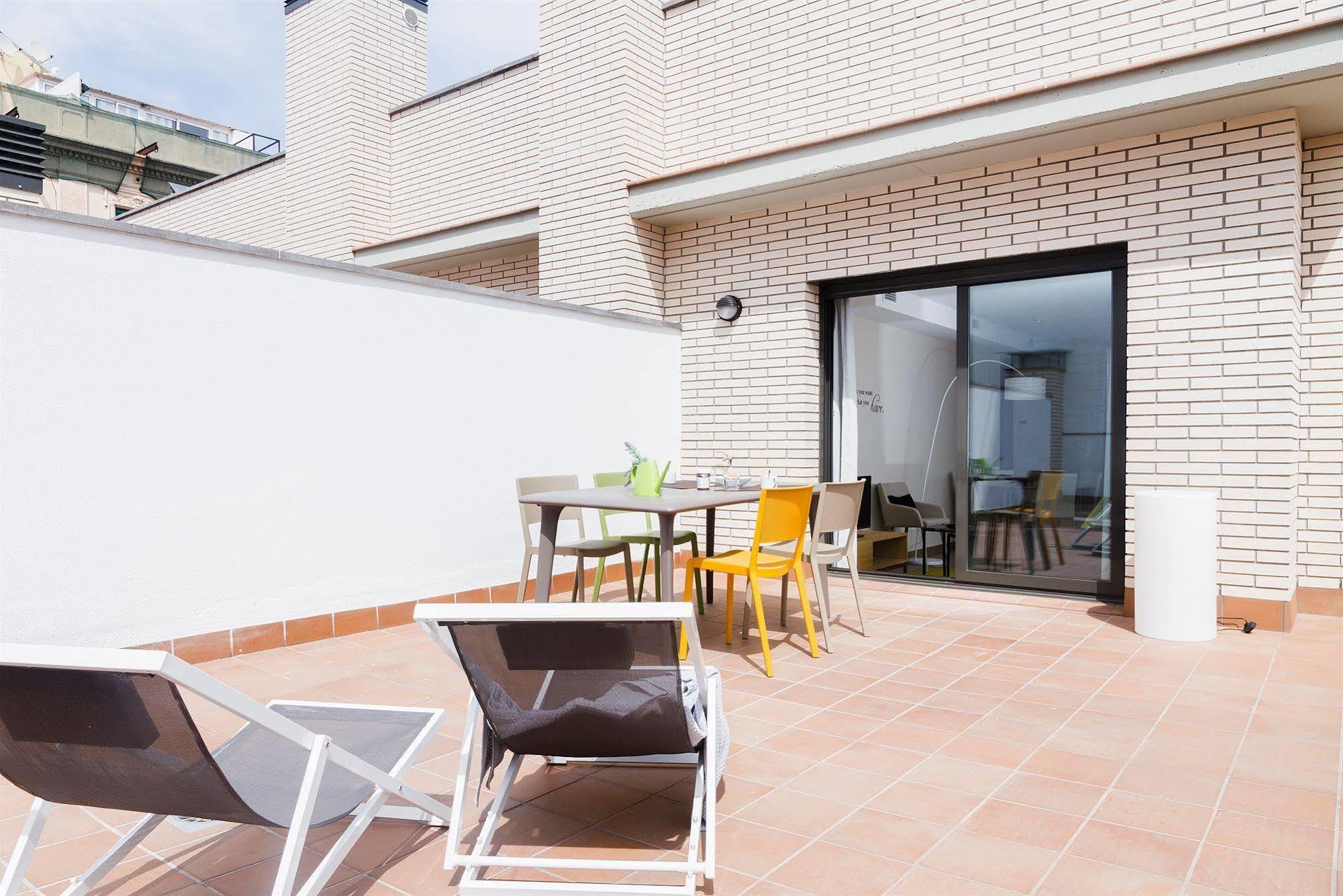 Feelathome Plaza Apartments Barcelona Exterior foto